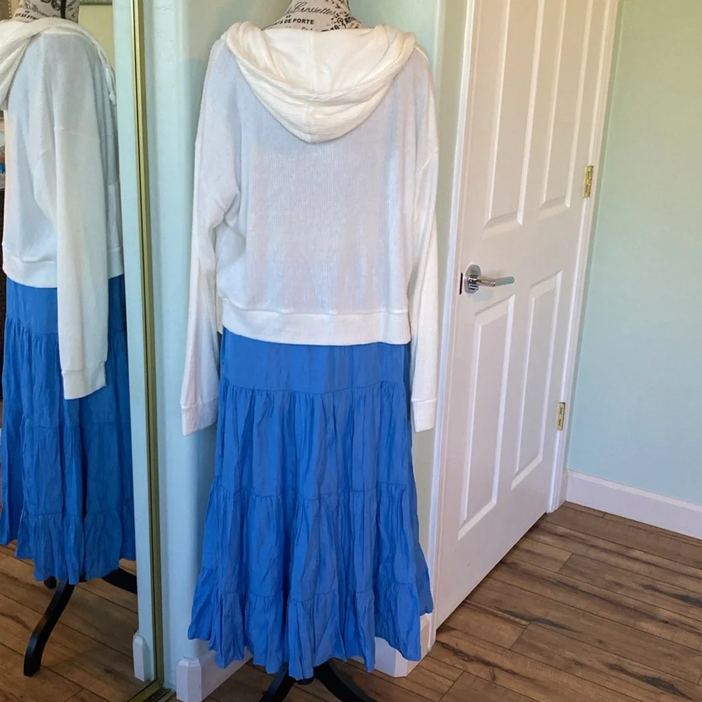 Women’s Pink Lily 2 piece Skirt Set